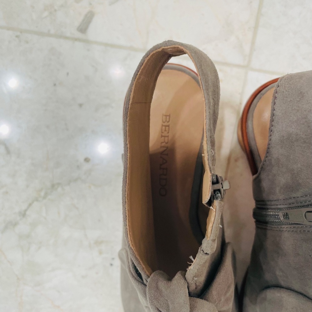 BERNARDO {6.5} Booties Gray Suede Knotted "Luna" - Picture 7 of 10